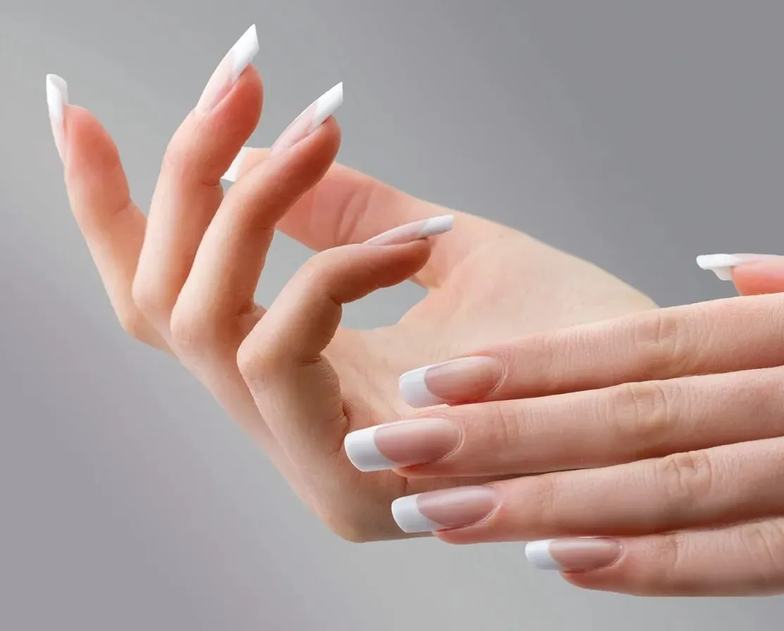 Capa: Alongamento de Unhas Paola Chaves: Download do Curso Completo!