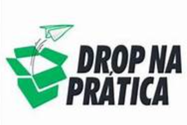 Pessoa de sucesso obtendo resultados financeiros expressivos com e-commerce e dropshipping, com gráficos de crescimento subindo.