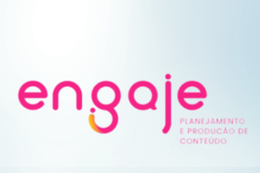 Banner digital com o título 'Engaje Nowall.School: Curso Completo de Planejamento de Conteúdo' em destaque, ícones de redes sociais e elementos gráficos modernos.