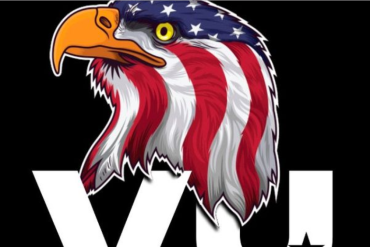 Capa do curso Vendedor Universal de Diego Januário com foco em vendas internacionais em dólar e euro.