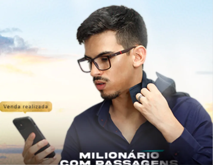 Lucas Cardoso ensinando método milionário para vender passagens aéreas