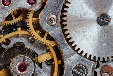 Capa do curso Máquina de Vendas de Thiago Reis com foco em download e conversão