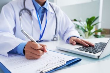 Capas do curso Residência Médica Medcursos com ícones de download