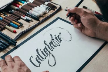 Curso de Caligrafia Instituto Universal Brasileiro - Aprendendo a escrever com perfeição.