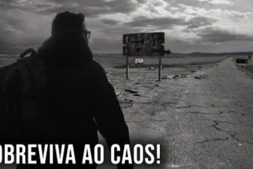 Curso Análise Sobrevivencialista: Homem demonstrando técnicas de sobrevivência em ambiente natural