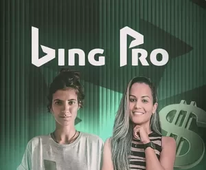 Capa do Curso Método Bing ADS PRO por Maria Franco e Ale com ícone de gráficos de conversão.