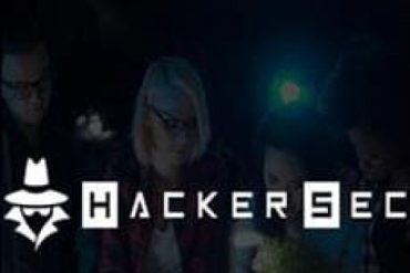 Capa do curso HackerSec Academy Completo com símbolo de escudo digital e cadeado, representando cibersegurança e hacking.
