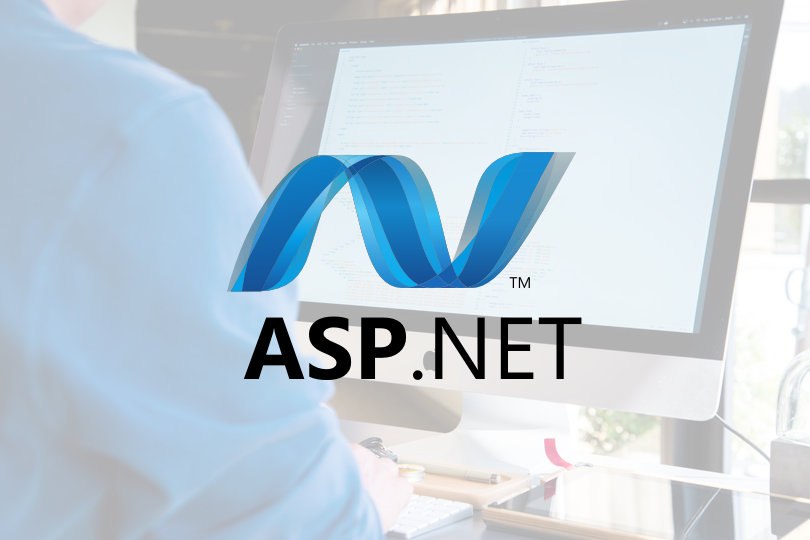 Desenvolvedor codificando em ASP.NET MVC Core, tela com código, ícones de programação e ícone do .NET