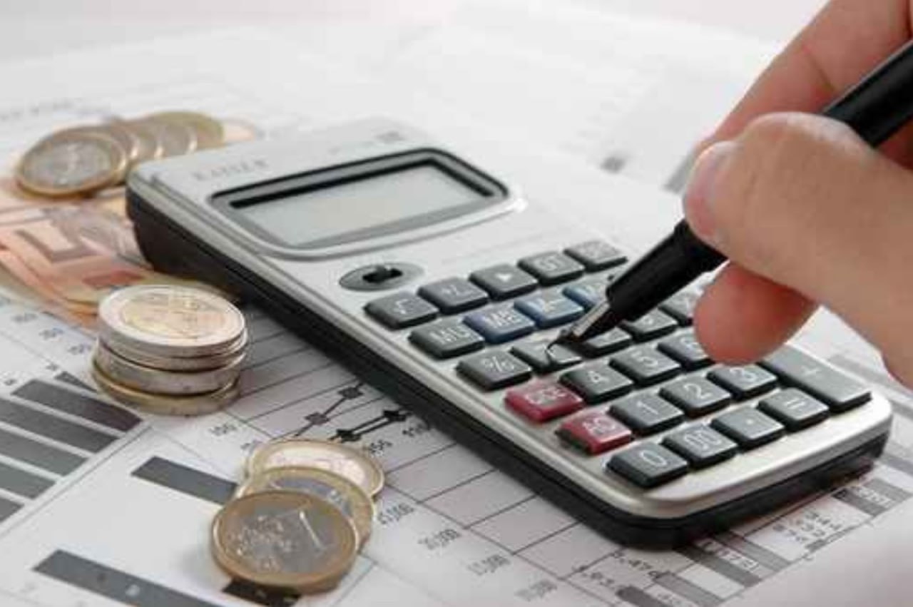 Curso de Matemática Financeira e Raciocínio Lógico em formato de download